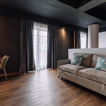 Impiana By Roxy Hotel Кучинг Экстерьер фото