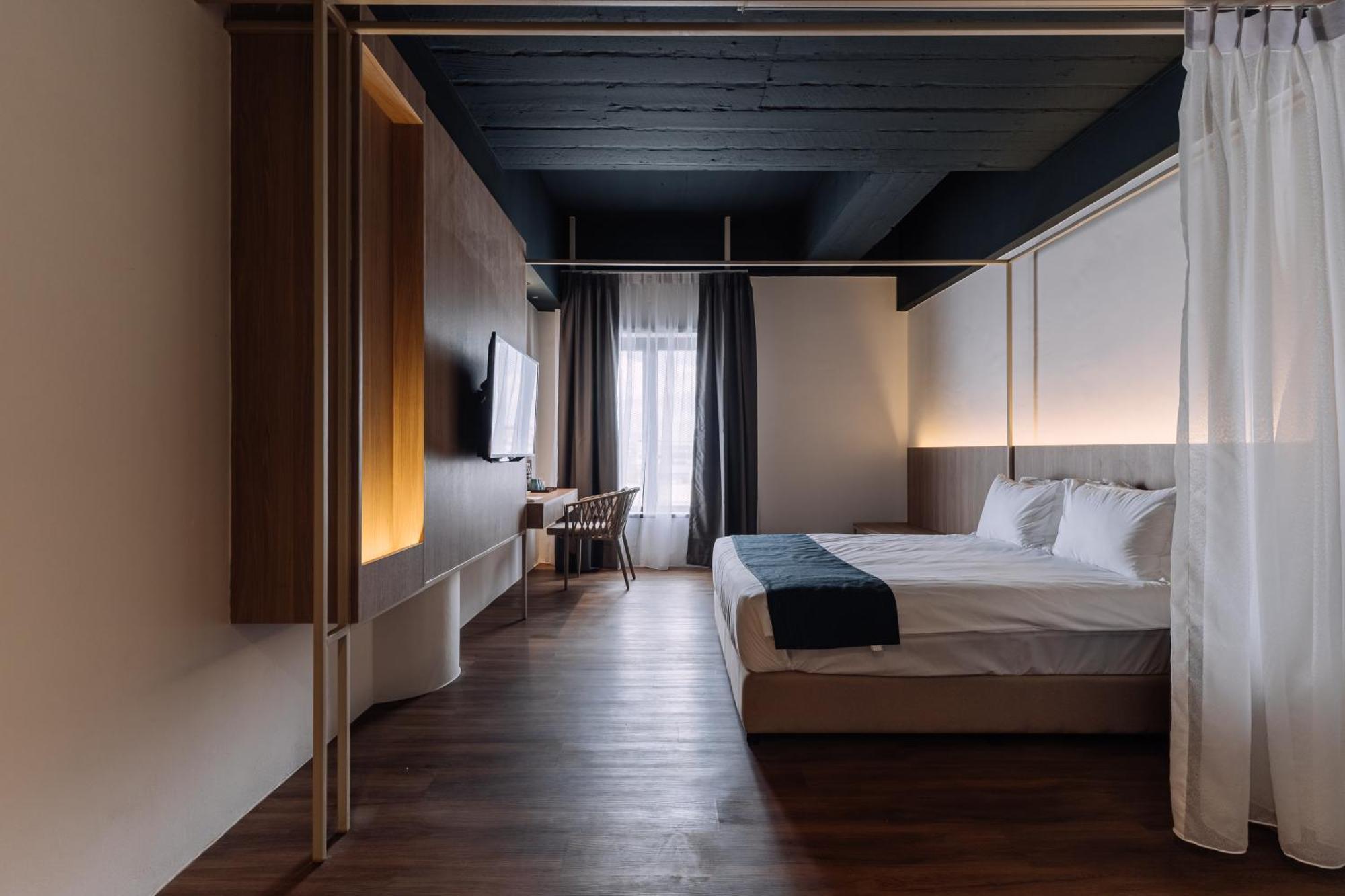 Impiana By Roxy Hotel Кучинг Экстерьер фото